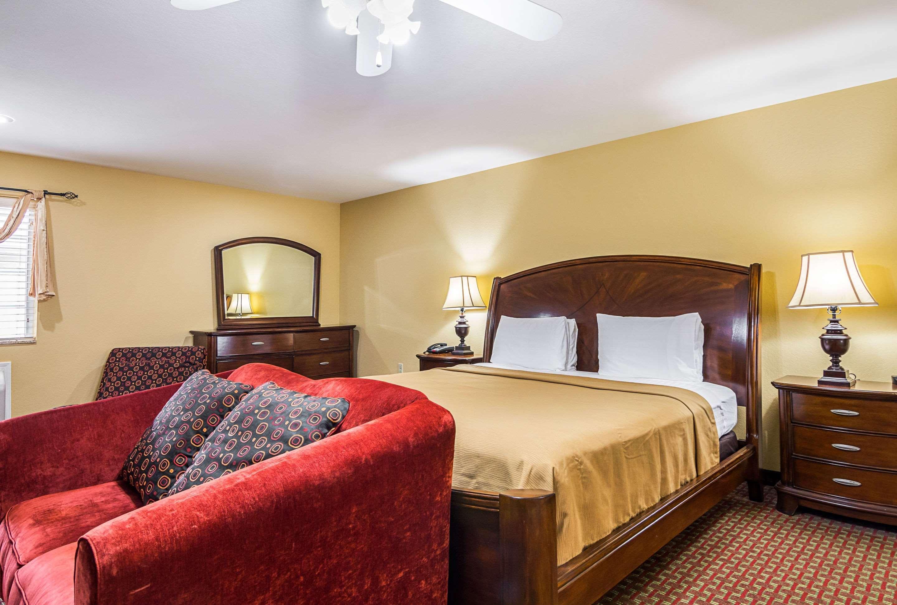 Econo Lodge Inn & Suites Bryant Kültér fotó
